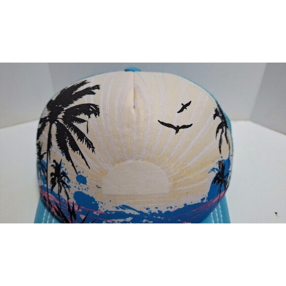 DEL SOL SUNLIGHT UV ACTIVATED COLOR CHANGING MESH SNAPBACK TRUCKER CAP/HAT - Picture 6 of 8